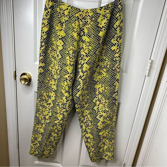 Dana Buchman Pistachio Green Snakeskin Print Silk Blend Pant Size 12 EUC - Picture 6 of 8
